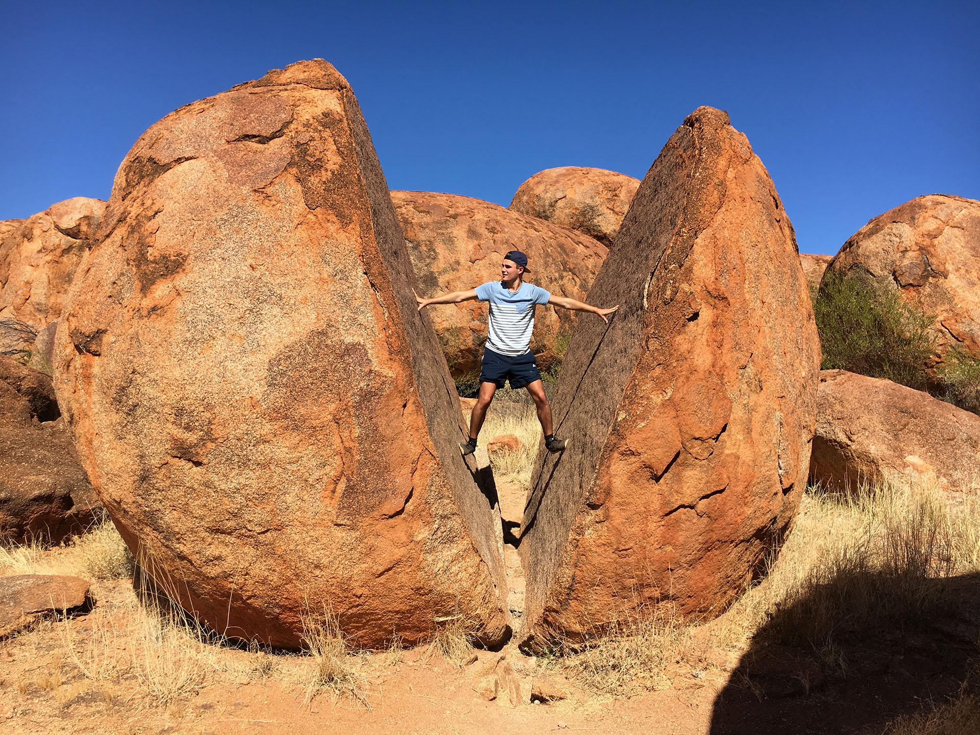 devil marbles_australie_voyage_travel_rocher géant