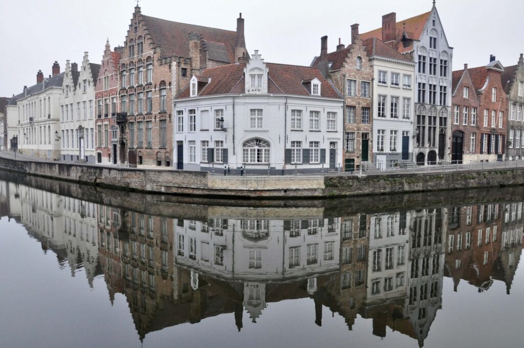 One Life One travel - Caneau de Brugges